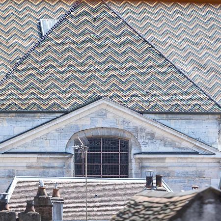 Le 17 Madeleine Apartment Besancon Bagian luar foto