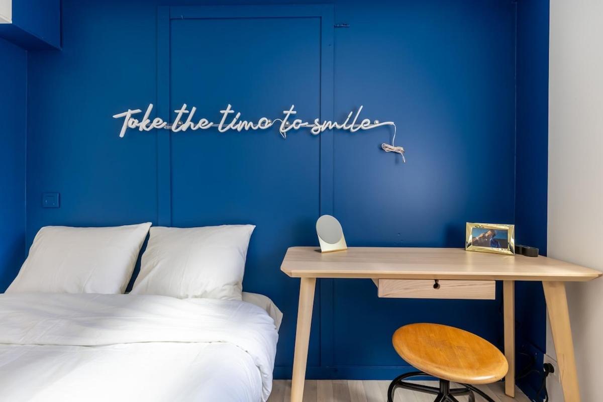 Le 17 Madeleine Apartment Besancon Bagian luar foto